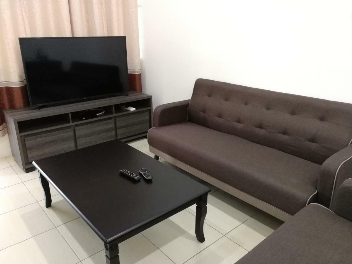 Address No 915, Lorong Uni Central 13, Taman Uni Central, Kuching Samarahan Expressway ภายนอก รูปภาพ