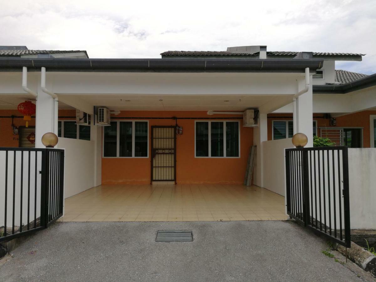 Address No 915, Lorong Uni Central 13, Taman Uni Central, Kuching Samarahan Expressway ภายนอก รูปภาพ